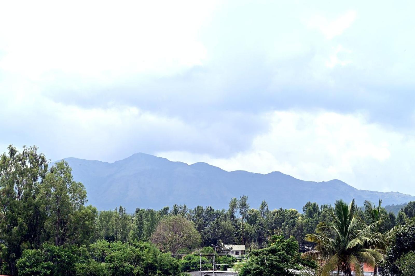 Hometown Sharu'S Inn A Luxury Hotel Chikmagalur Exterior photo