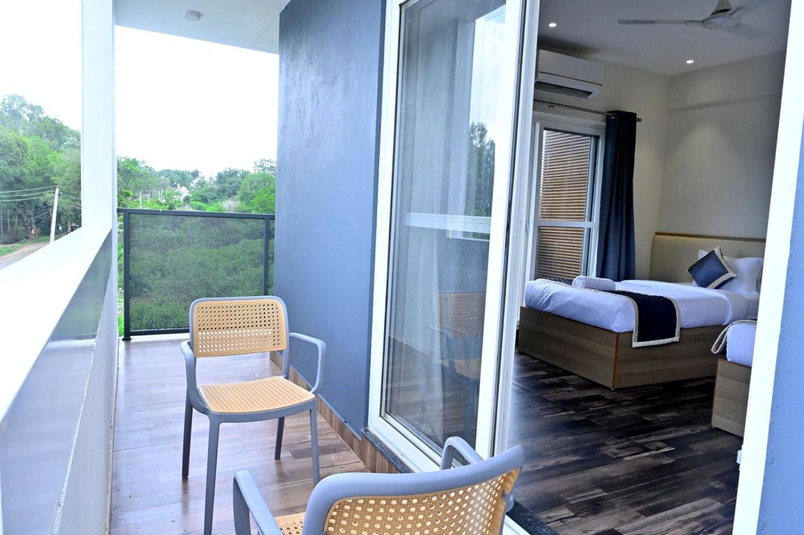 Hometown Sharu'S Inn A Luxury Hotel Chikmagalur Exterior photo